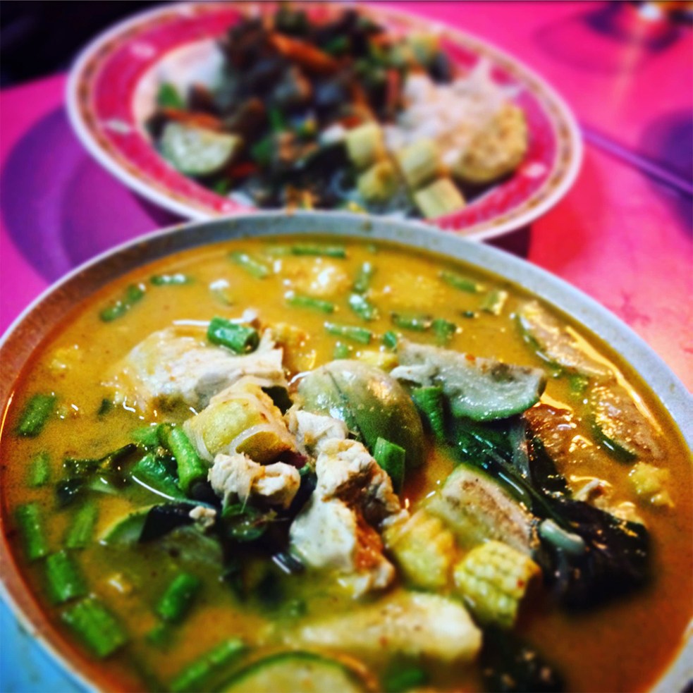 Curry verde de pollo