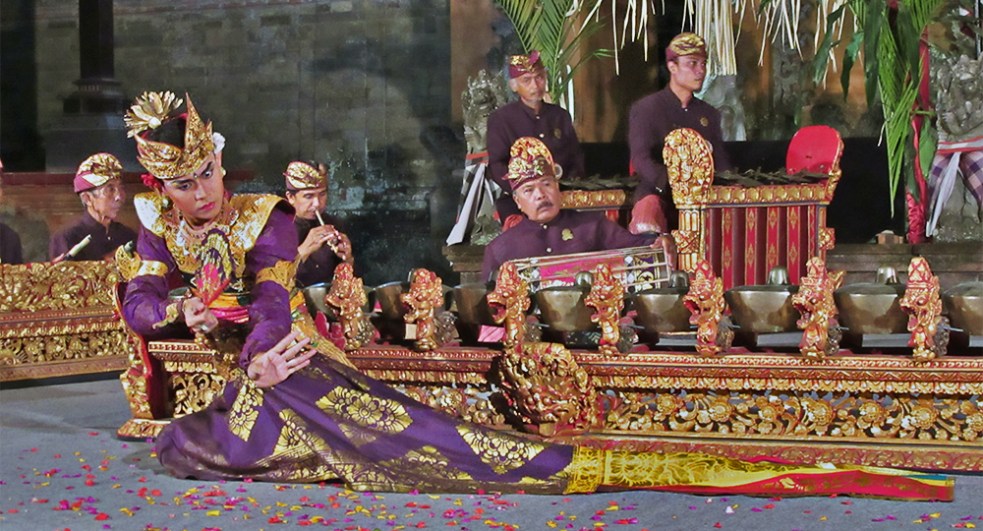 Danza Legong en Bali